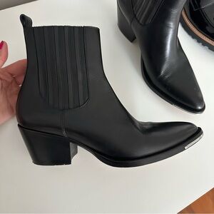 Maje Chelsea boot size 39